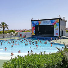 wave pool at Illa Fantasia Barcelona